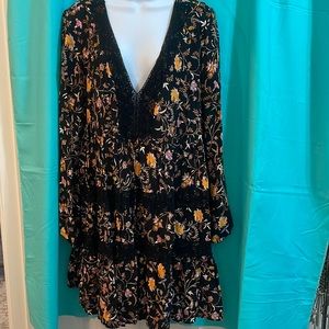 Xhilaration Long Sleeve Pattern Dress XL